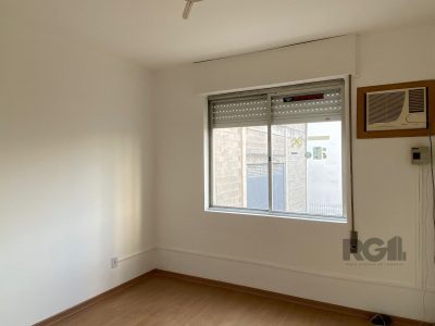 Apartamento à venda com 60m², 2 quartos, 1 vaga no bairro Santana em Porto Alegre - Foto 7