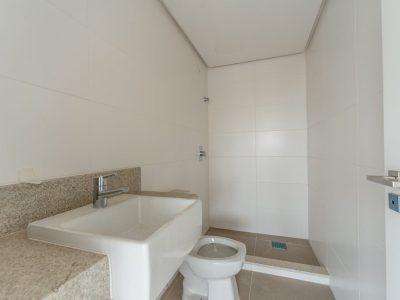 Apartamento à venda com 76m², 3 quartos, 1 suíte, 2 vagas no bairro São João em Porto Alegre - Foto 12