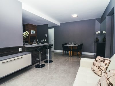 Apartamento à venda com 67m², 2 quartos, 1 suíte, 1 vaga no bairro Santana em Porto Alegre - Foto 4