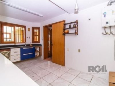 Casa Condominio à venda com 186m², 3 quartos, 1 suíte, 2 vagas no bairro Tristeza em Porto Alegre - Foto 4