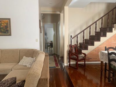 Casa à venda com 220m², 3 quartos, 2 suítes no bairro Ipanema em Porto Alegre - Foto 11