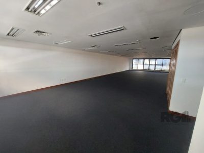 Conjunto/Sala à venda com 384m² no bairro Centro Histórico em Porto Alegre - Foto 7