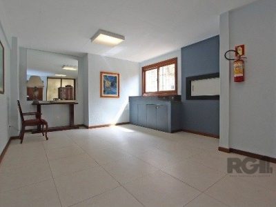 Apartamento à venda com 233m², 3 quartos, 1 suíte, 2 vagas no bairro Independência em Porto Alegre - Foto 17