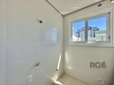 Apartamento à venda com 61m², 2 quartos, 1 suíte, 1 vaga no bairro Zona Nova em Capão da Canoa - Foto 7