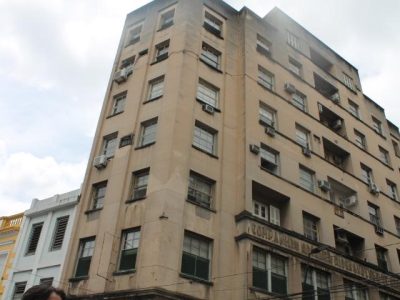 Conjunto/Sala à venda com 130m² no bairro Centro Histórico em Porto Alegre - Foto 2