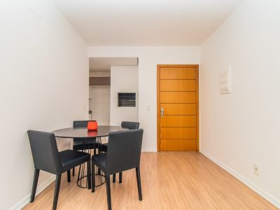 Apartamento à venda com 61m², 2 quartos, 1 suíte, 1 vaga no bairro Partenon em Porto Alegre - Foto 9