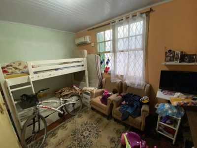 Casa à venda com 100m², 3 quartos, 1 vaga no bairro Medianeira em Porto Alegre - Foto 9