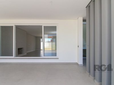 Casa Condominio à venda com 209m², 3 quartos, 3 suítes, 2 vagas no bairro Ipanema em Porto Alegre - Foto 3