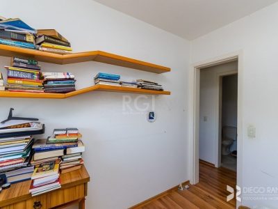 Apartamento à venda com 70m², 3 quartos, 1 suíte, 1 vaga no bairro São Geraldo em Porto Alegre - Foto 6