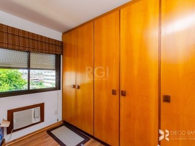 Apartamento à venda com 70m², 3 quartos, 1 suíte, 1 vaga no bairro São Geraldo em Porto Alegre - Foto 7