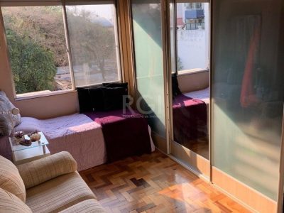 Apartamento à venda com 64m², 2 quartos no bairro Santana em Porto Alegre - Foto 2