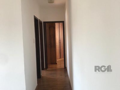 Apartamento à venda com 76m², 2 quartos, 1 vaga no bairro Santo Antônio em Porto Alegre - Foto 2