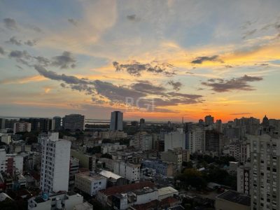 Apartamento à venda com 64m², 2 quartos, 1 suíte, 1 vaga no bairro Cidade Baixa em Porto Alegre - Foto 22