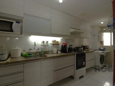 Apartamento à venda com 81m², 3 quartos, 1 suíte, 2 vagas no bairro Jardim Botânico em Porto Alegre - Foto 5