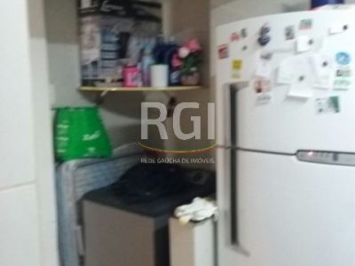 Apartamento à venda com 62m², 2 quartos no bairro Floresta em Porto Alegre - Foto 4