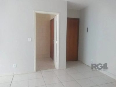 Apartamento à venda com 90m², 3 quartos, 1 suíte, 2 vagas no bairro São João em Porto Alegre - Foto 2