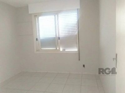 Apartamento à venda com 90m², 3 quartos, 1 suíte, 2 vagas no bairro São João em Porto Alegre - Foto 9