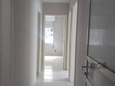 Apartamento à venda com 90m², 3 quartos, 1 suíte, 2 vagas no bairro São João em Porto Alegre - Foto 12