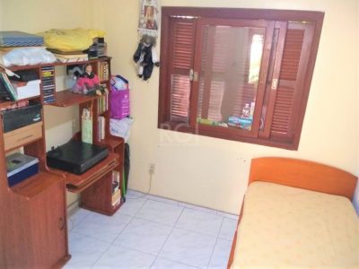 Casa à venda com 180m², 3 quartos, 6 vagas no bairro Cristal em Porto Alegre - Foto 17