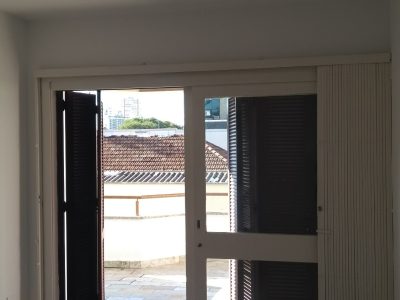 Apartamento à venda com 74m², 1 quarto, 1 vaga no bairro Rio Branco em Porto Alegre - Foto 2