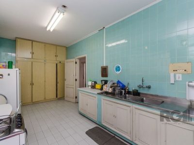 Apartamento à venda com 203m², 3 quartos, 1 suíte no bairro Centro Histórico em Porto Alegre - Foto 19