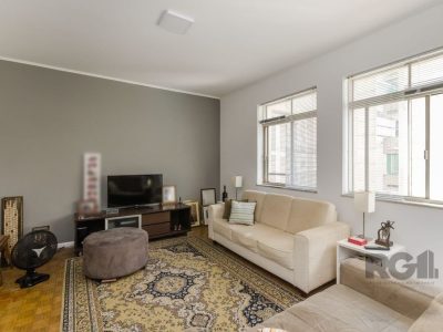 Apartamento à venda com 203m², 3 quartos, 1 suíte no bairro Centro Histórico em Porto Alegre - Foto 2