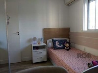 Apartamento à venda com 84m², 3 quartos, 1 suíte, 1 vaga no bairro Jardim Botânico em Porto Alegre - Foto 9