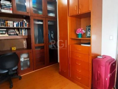 Cobertura à venda com 250m², 3 quartos, 2 suítes, 2 vagas no bairro Petrópolis em Porto Alegre - Foto 5