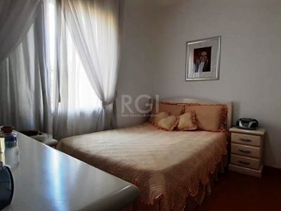 Cobertura à venda com 250m², 3 quartos, 2 suítes, 2 vagas no bairro Petrópolis em Porto Alegre - Foto 8