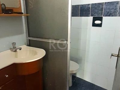 Cobertura à venda com 250m², 3 quartos, 2 suítes, 2 vagas no bairro Petrópolis em Porto Alegre - Foto 19