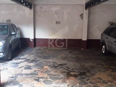 Cobertura à venda com 250m², 3 quartos, 2 suítes, 2 vagas no bairro Petrópolis em Porto Alegre - Foto 26