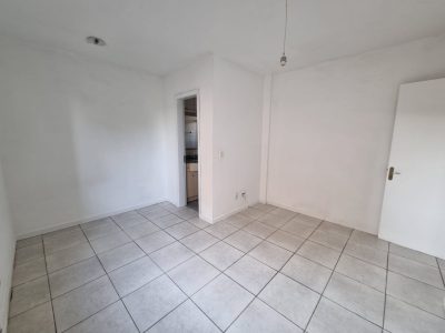 Apartamento à venda com 85m², 2 quartos, 1 suíte, 1 vaga no bairro Ipanema em Porto Alegre - Foto 12