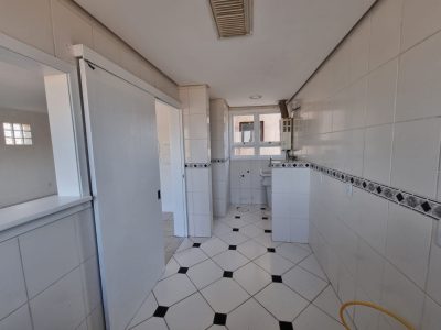 Apartamento à venda com 85m², 2 quartos, 1 suíte, 1 vaga no bairro Ipanema em Porto Alegre - Foto 10