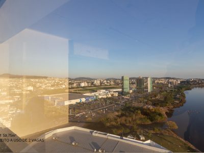 Conjunto/Sala à venda com 59m², 2 vagas no bairro Praia de Belas em Porto Alegre - Foto 12