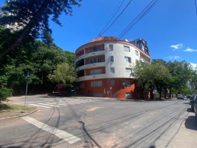 Apartamento à venda com 76m², 3 quartos no bairro Floresta em Porto Alegre - Foto 2