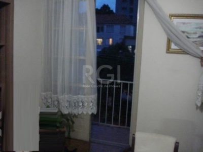 Apartamento à venda com 145m², 4 quartos, 2 suítes, 1 vaga no bairro Farroupilha em Porto Alegre - Foto 18