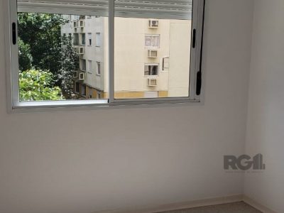 Apartamento à venda com 66m², 3 quartos, 1 suíte, 1 vaga no bairro Partenon em Porto Alegre - Foto 10