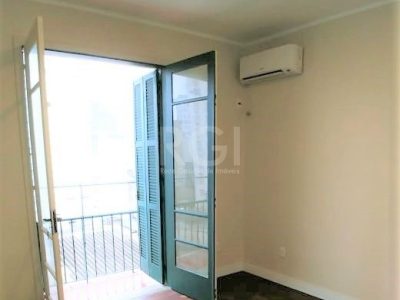 Apartamento à venda com 73m², 2 quartos no bairro Centro em Porto Alegre - Foto 8