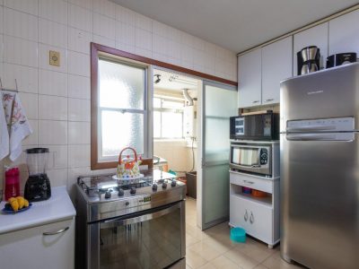 Apartamento à venda com 104m², 3 quartos, 1 suíte, 1 vaga no bairro Floresta em Porto Alegre - Foto 3