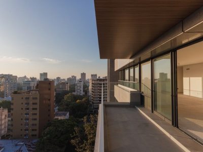 Apartamento à venda com 268m², 3 quartos, 3 suítes, 4 vagas no bairro Rio Branco em Porto Alegre - Foto 12