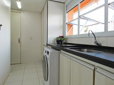 Apartamento à venda com 162m², 3 quartos, 3 suítes, 4 vagas no bairro Jardim Europa em Porto Alegre - Foto 29