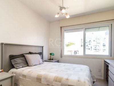 Apartamento à venda com 60m², 2 quartos, 1 vaga no bairro Petrópolis em Porto Alegre - Foto 11