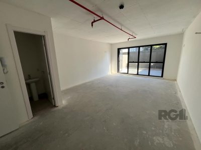 Conjunto/Sala à venda com 35m², 2 vagas no bairro Menino Deus em Porto Alegre - Foto 5