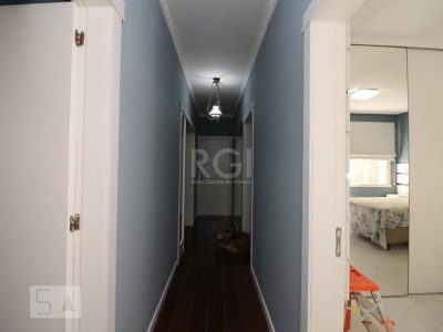 Apartamento à venda com 127m², 3 quartos, 2 suítes no bairro Santana em Porto Alegre - Foto 2