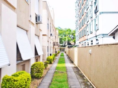 Apartamento à venda com 73m², 2 quartos, 1 vaga no bairro Menino Deus em Porto Alegre - Foto 2