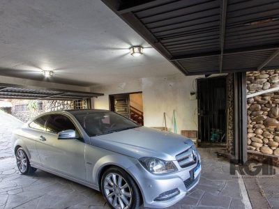 Casa à venda com 580m², 3 quartos, 1 suíte, 3 vagas no bairro Santa Tereza em Porto Alegre - Foto 70