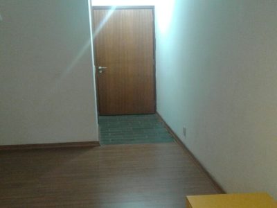 Apartamento à venda com 60m², 3 quartos no bairro Petrópolis em Porto Alegre - Foto 3