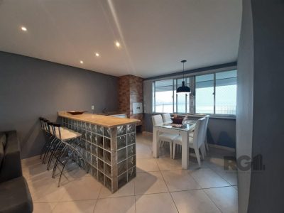 Apartamento à venda com 128m², 3 quartos, 1 vaga no bairro Santana em Porto Alegre - Foto 2