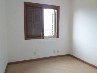 Apartamento à venda com 70m², 2 quartos, 1 suíte, 1 vaga no bairro Menino Deus em Porto Alegre - Foto 4