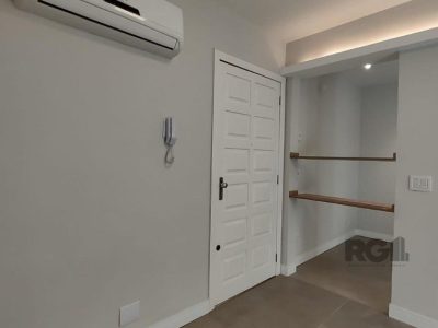 Apartamento à venda com 67m², 2 quartos, 1 vaga no bairro Petrópolis em Porto Alegre - Foto 4